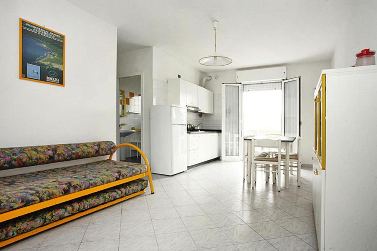 Apartment In Rosolina Mare With A Shared Pool Exterior foto